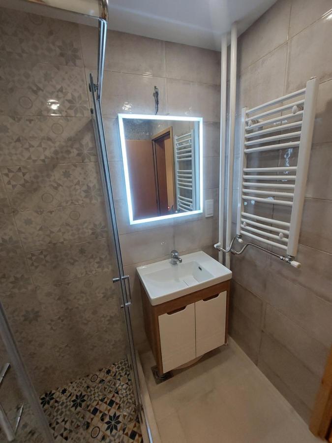 Apartman-Vila Nikola, 064Jedansedamdvatridevetnulatri コパオニク エクステリア 写真